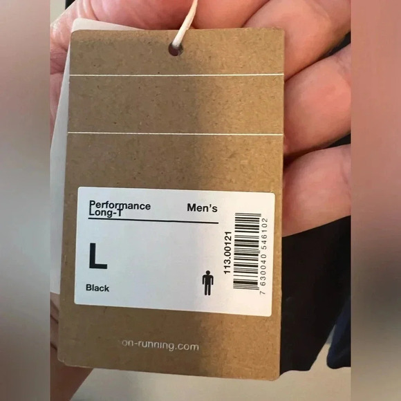 Run On Mens Activewear Athletic T-Shirt Black NWT Large Run On Clouds - Picture 7 of 8